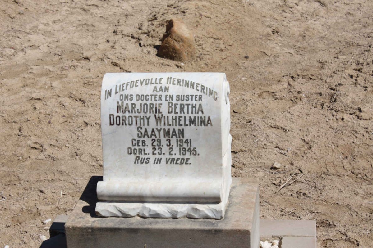 SAAYMAN Marjorie Bertha Dorothy Wilhelmina 1941-1945