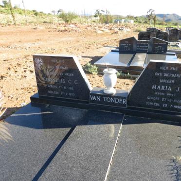 TONDER Cornelis C.C., van 1912-1990 & Maria J. BRITZ 1926-1996