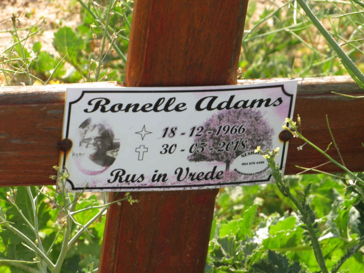 ADAMS Ronelle 1966-2018