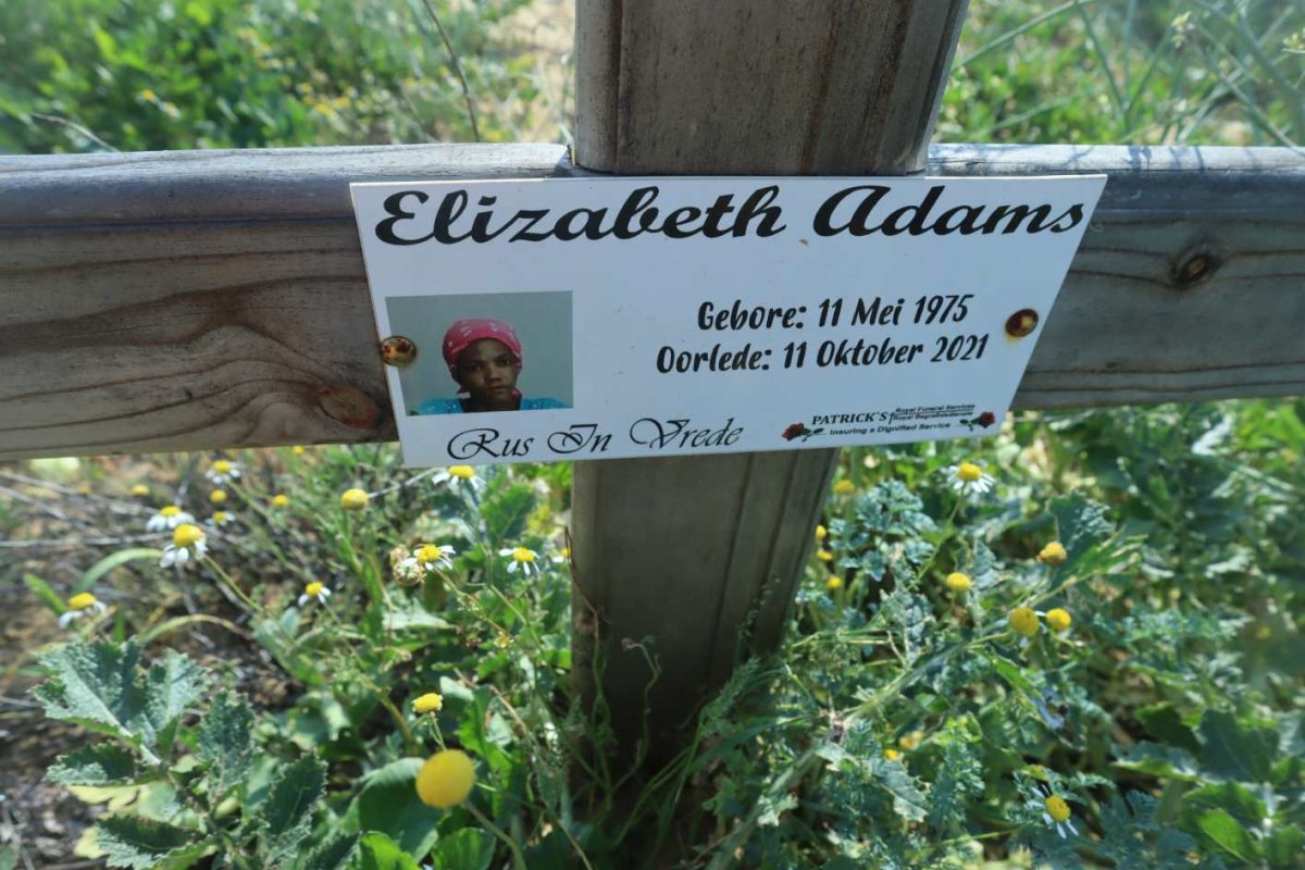 ADAMS Elizabeth 1975-2021