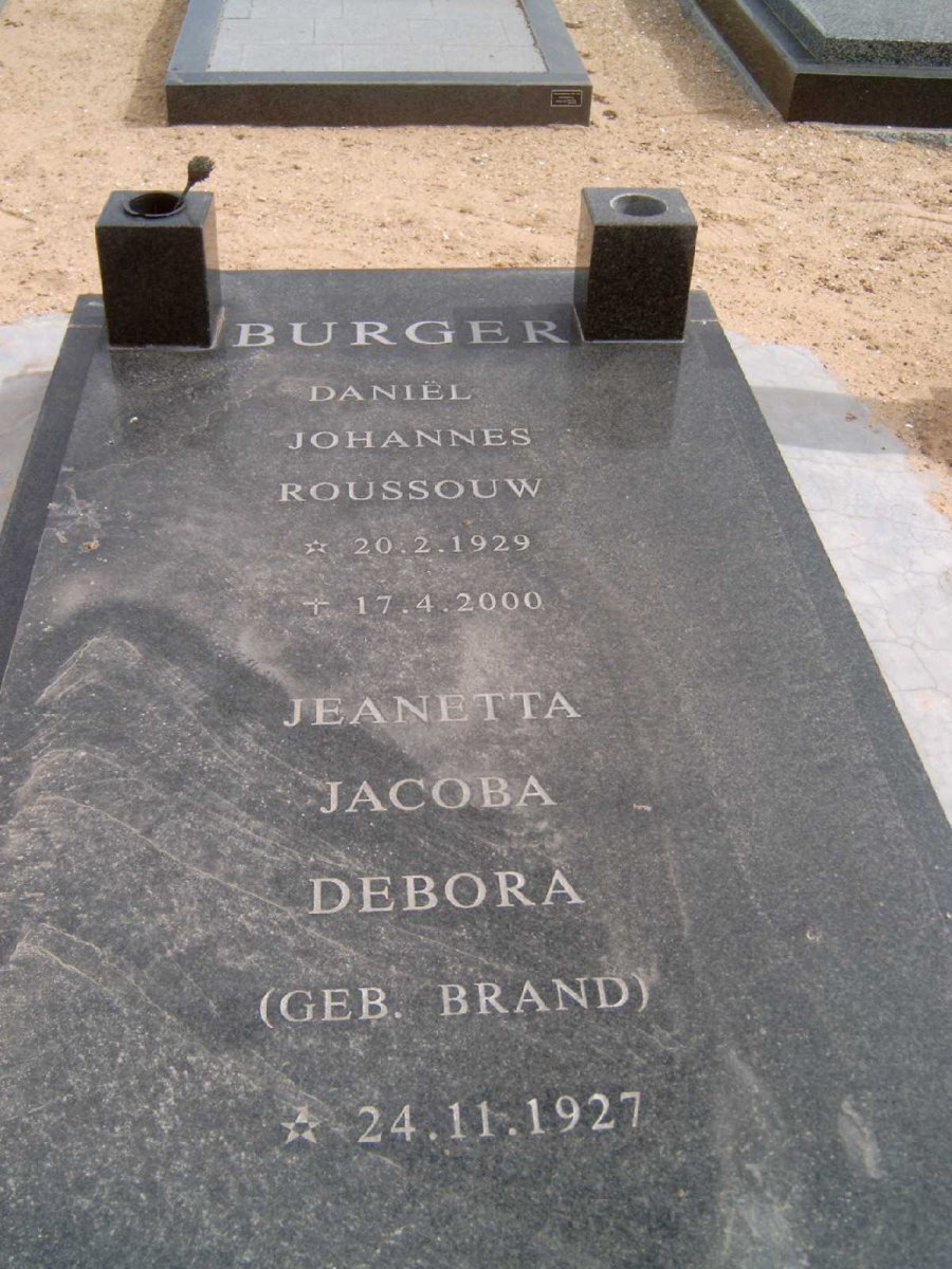 BURGER Daniël Johannes Rossouw 1929-2000 &amp; Jeanetta Jacoba Debora BRAND 1927-