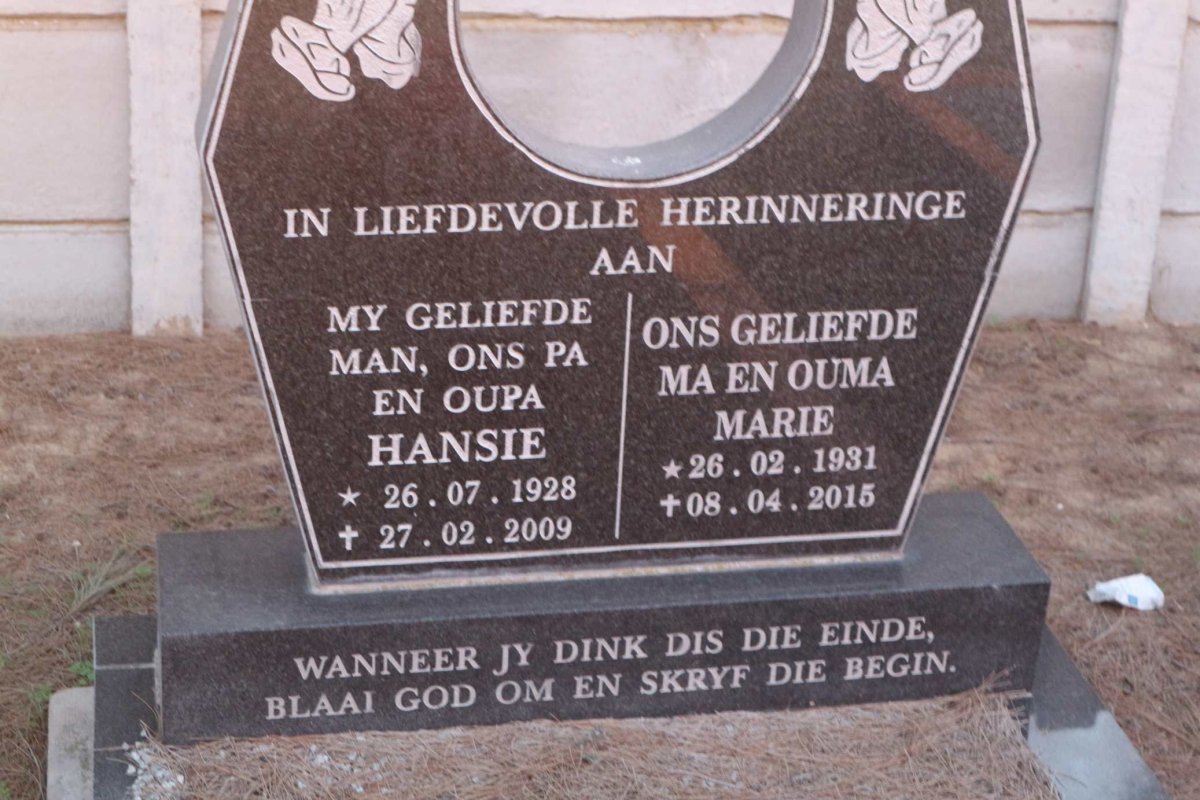 BREDENHANN Hansie 1928-2009 &amp; Marie 1931-2015