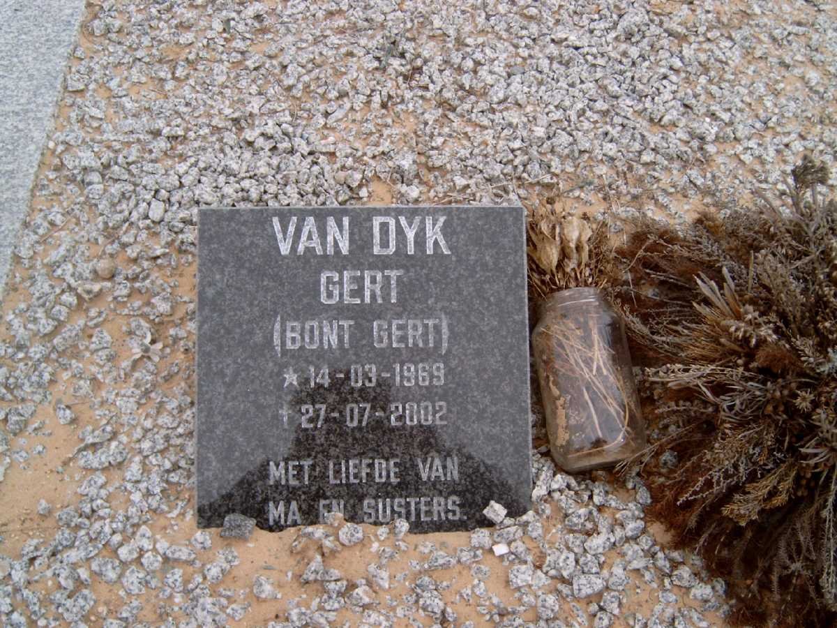 DYK Gert, van 1969-2002