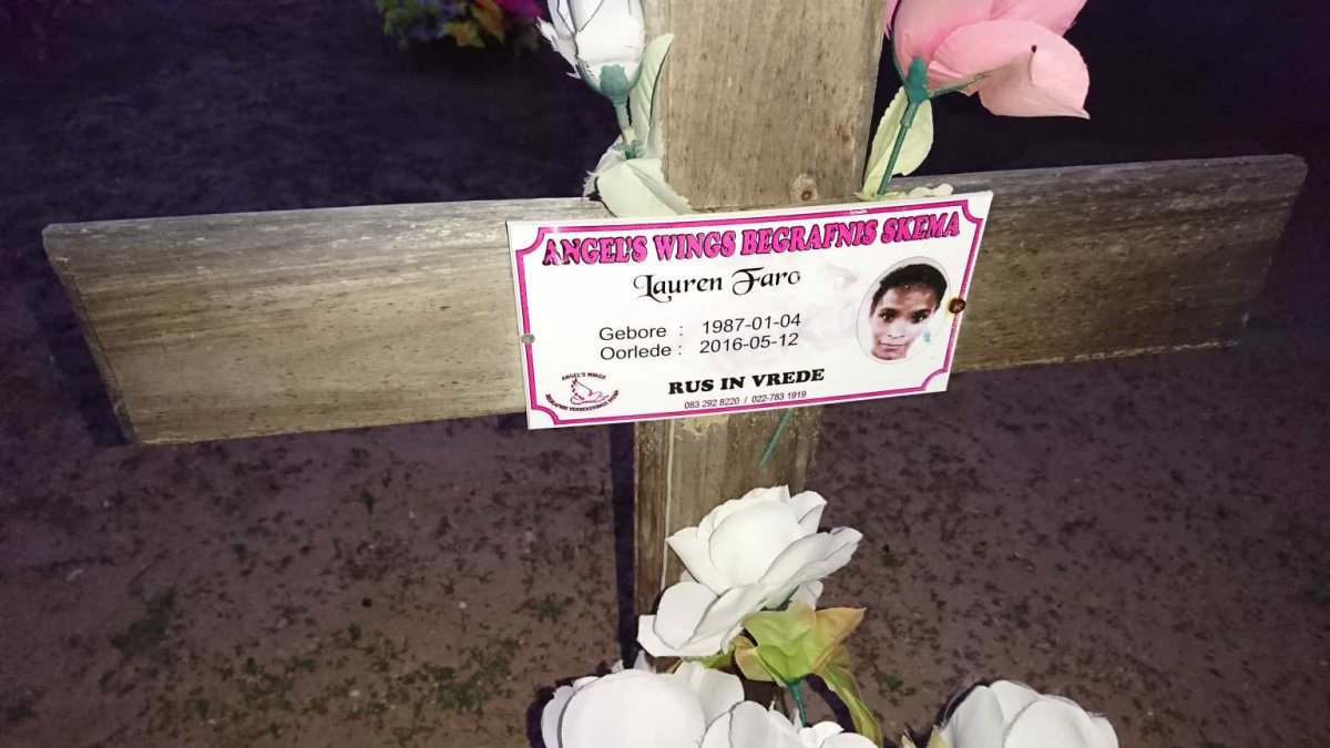 FARO Lauren 1987-2016