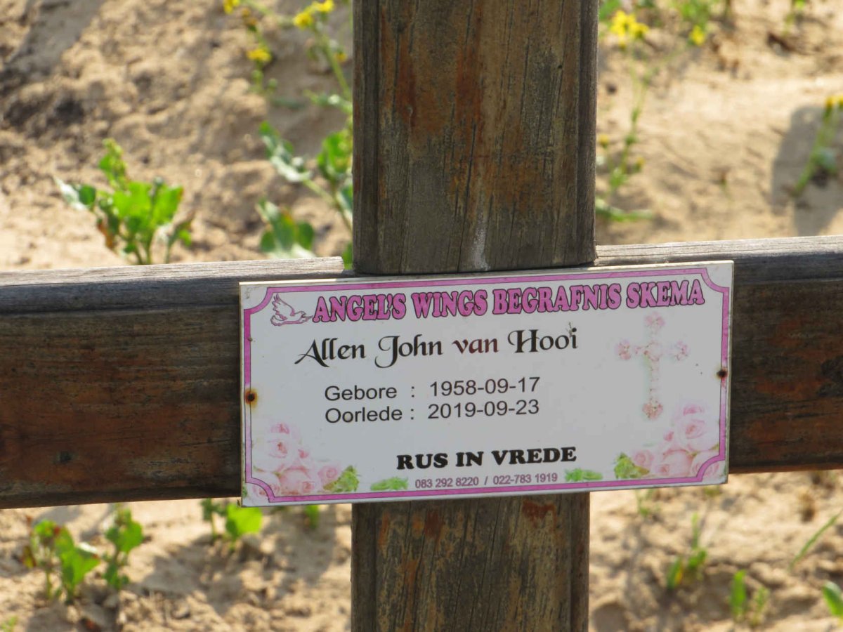 HOOI Allen John, van 1958-2019