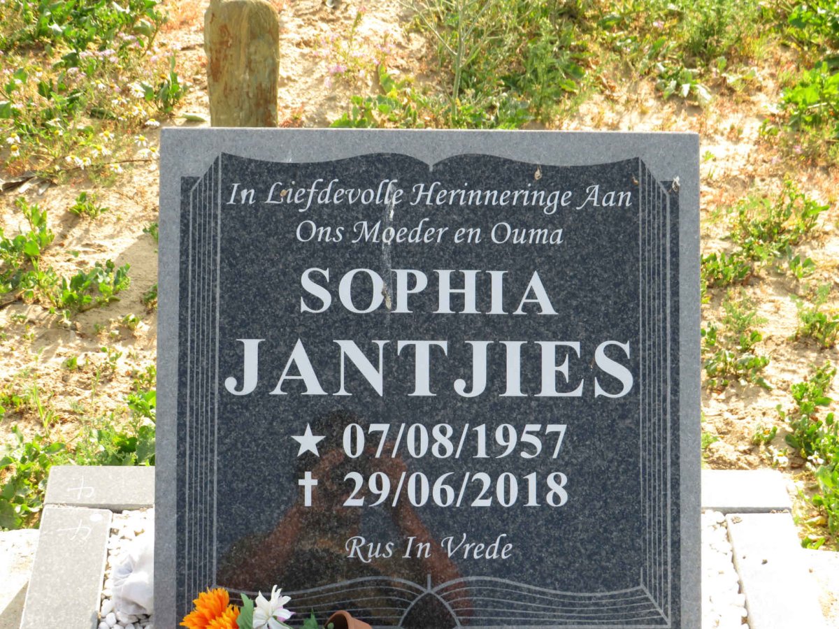 JANTJIES Sophia 1957-2018