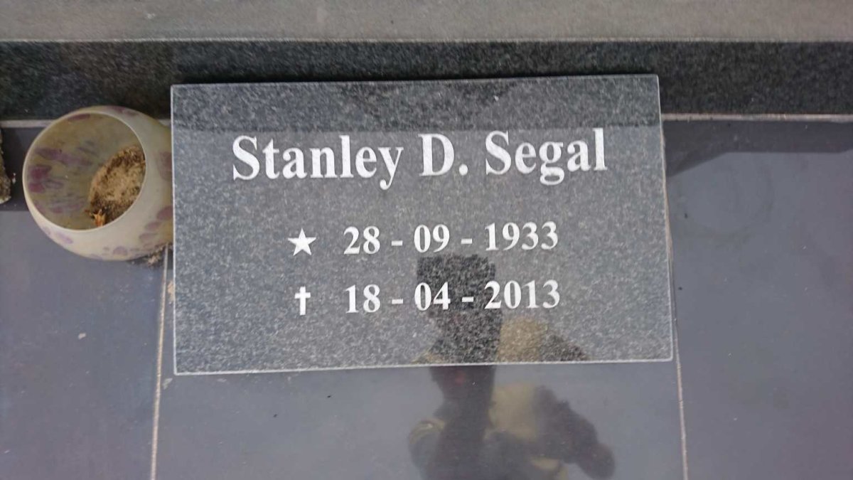 SEGAL Stanley D. 1933-2013