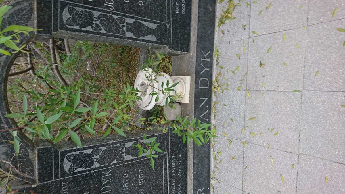 DYK Gielie, van 1872-1954 &amp; Helena Hendrina Johanna EIGELAAR 1879-1960