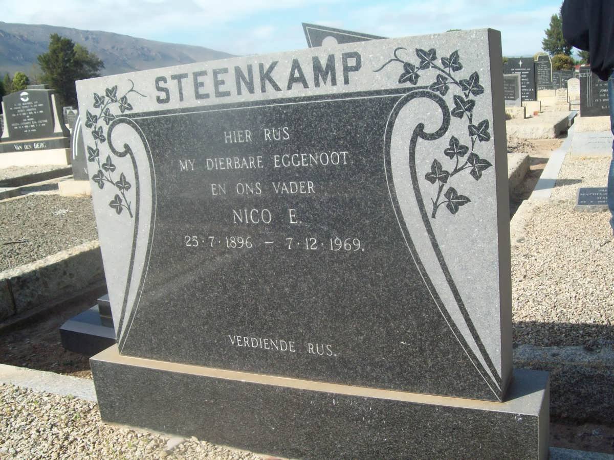 STEENKAMP Nico E. 1896-1969