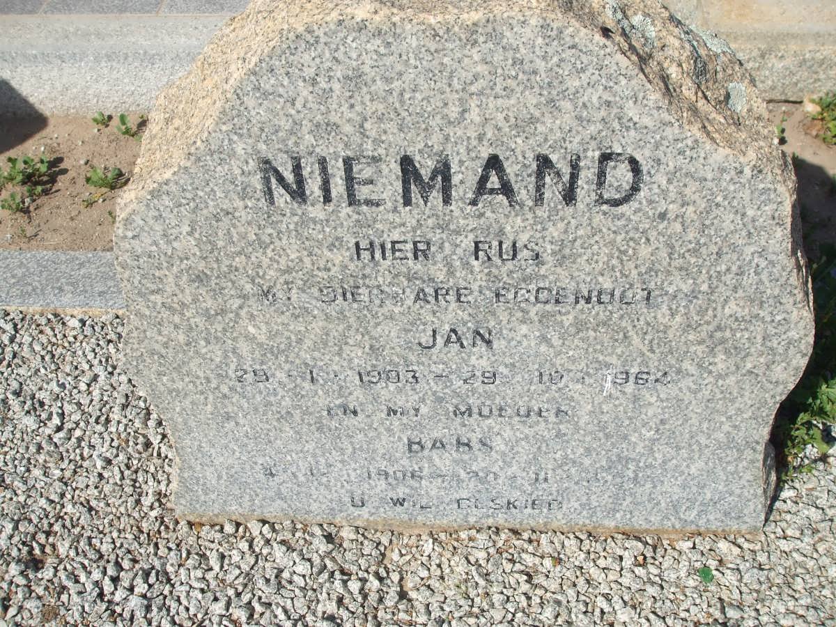 NIEMAND Jan 1903-1962 &amp; Babs 1906-
