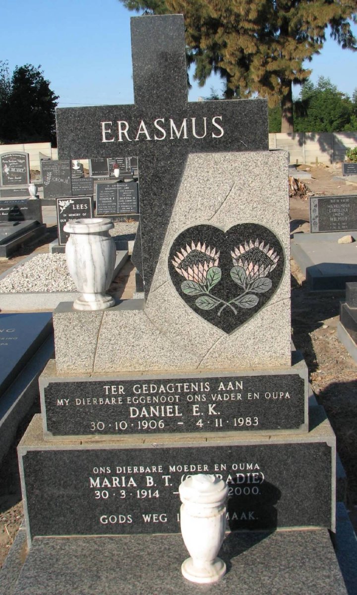 ERASMUS Daniel E.K. 1906-1983 &amp; Maria B.T. CONRADIE 1914-2000