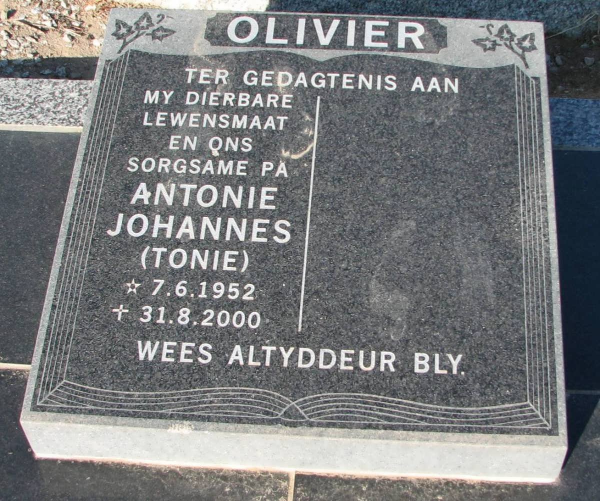 OLIVIER Antonie Johannes 1952-2000