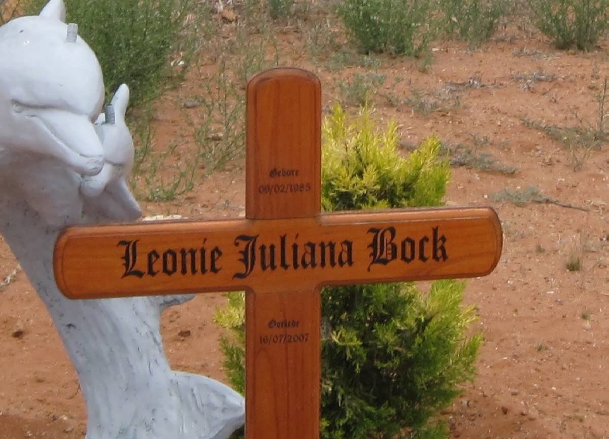 BOCK Leonie Juliana 1983-2007