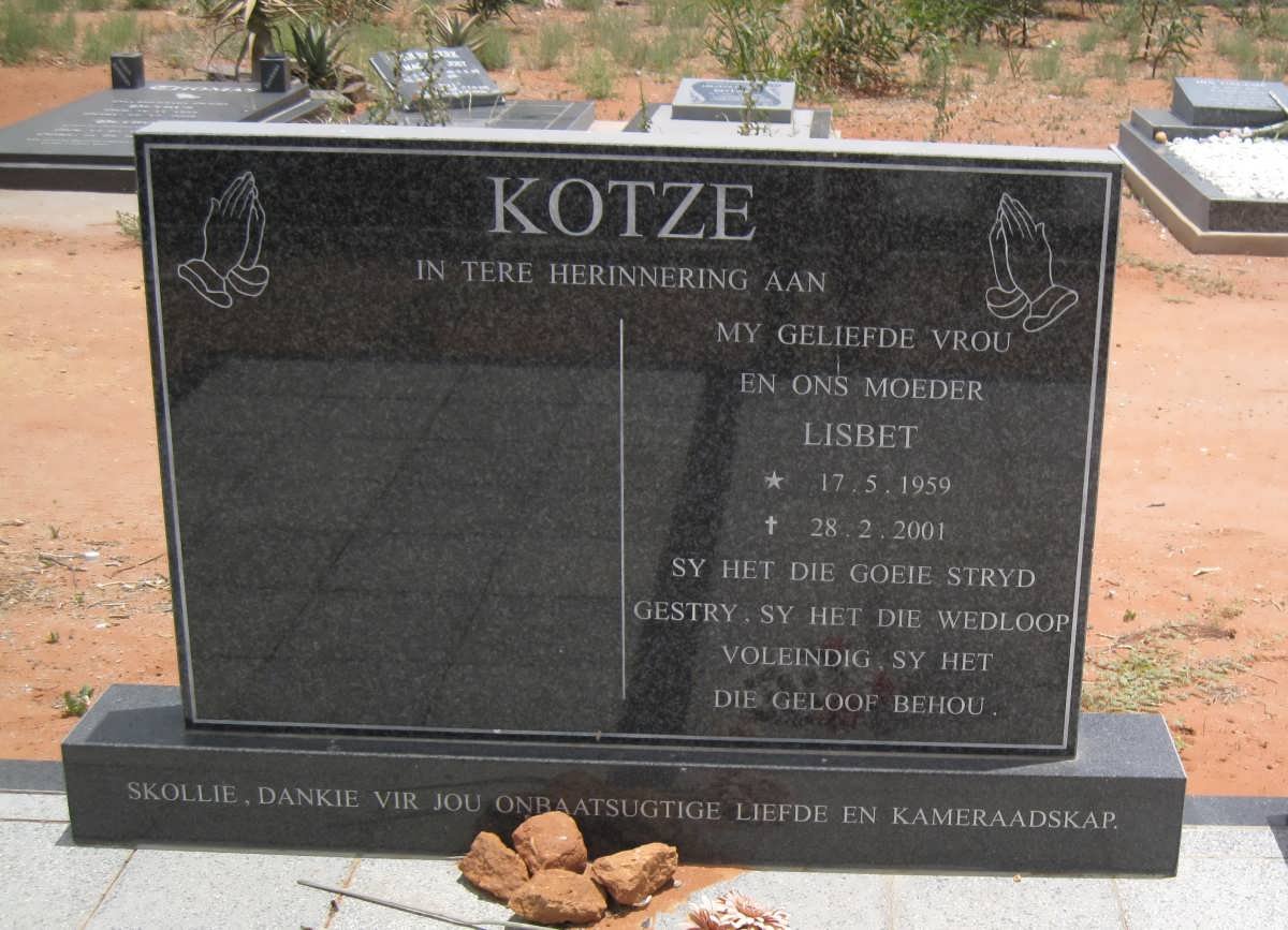 KOTZE Lisbet 1959-2001