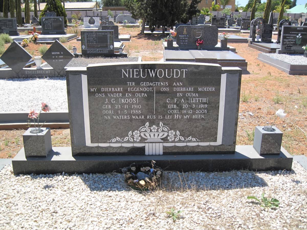 NIEUWOUDT J.G. 1910-1988 &amp; C.F.A. 1919-2005