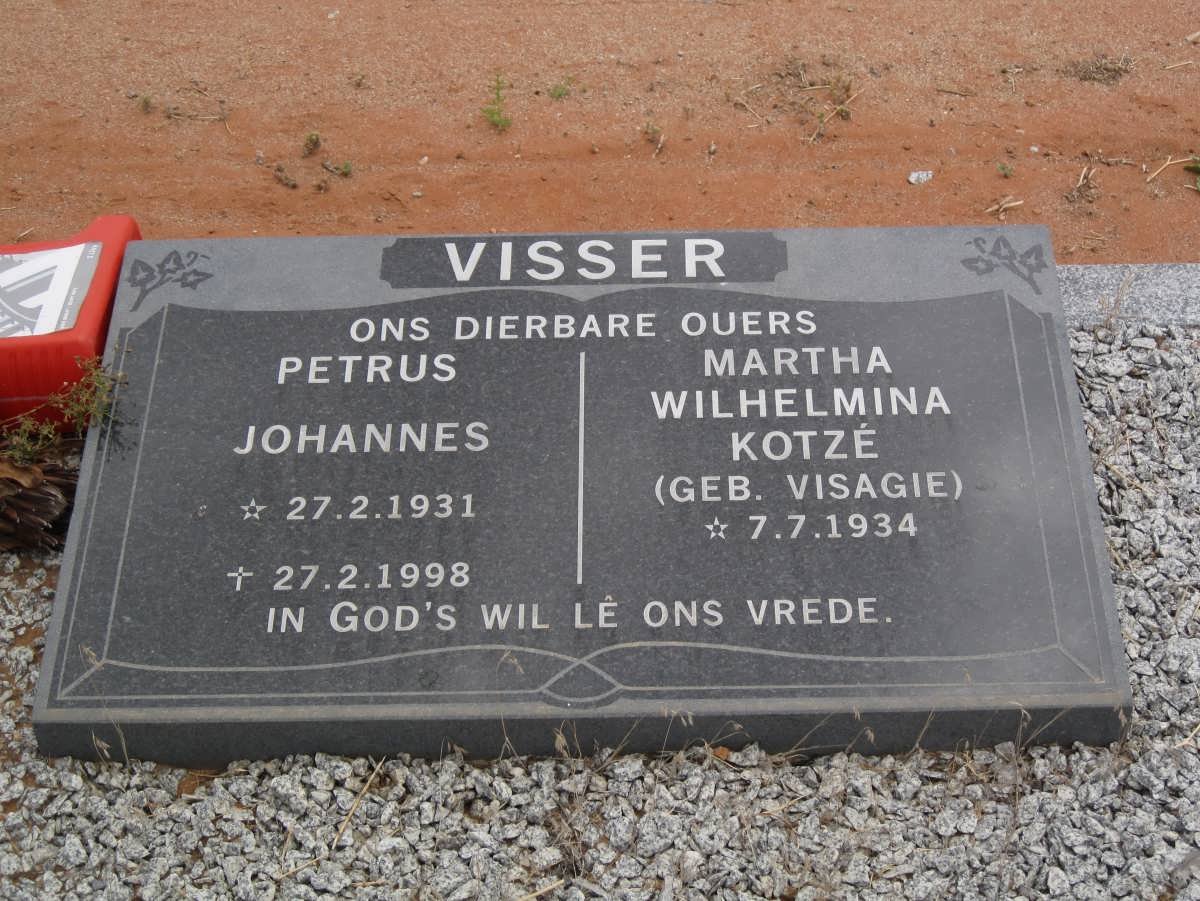 VISSER Petrus Johannes 1931-1998 &amp; Martha Wilhelmina Kotzé VISAGIE 1934-