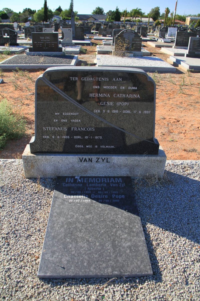 ZYL Stefanus Francois, van 1905-1973 &amp; Hermina Catharina Gesie 1916-1997