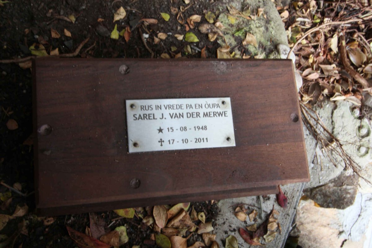 MERWE Sarel J., van der 1948-2011