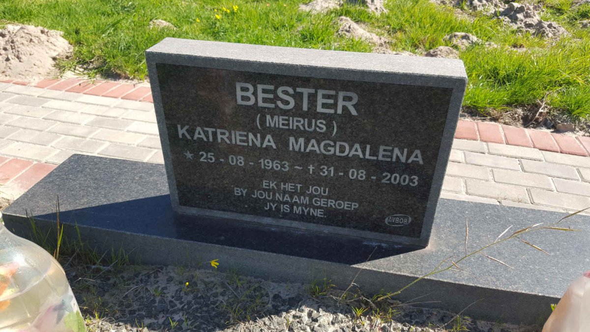 BESTER Katriena Magdalena 1963-2003