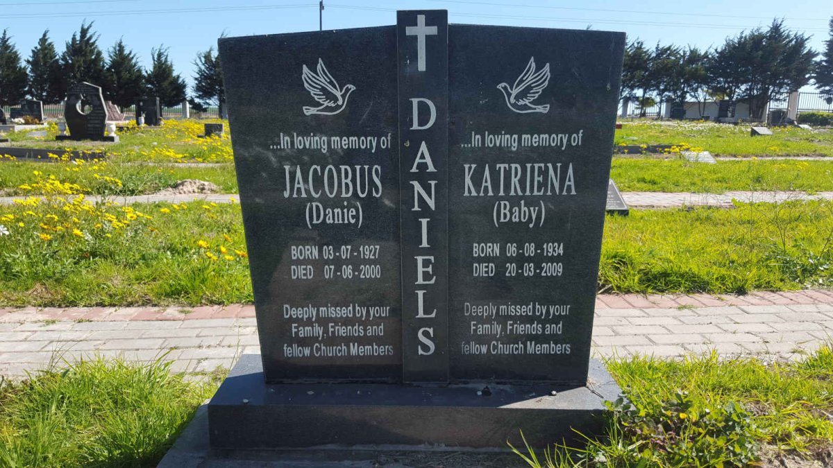 DANIELS Jacobus 1927-2000 &amp; Katriena 1934-2009