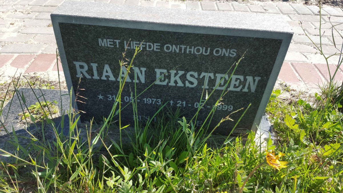 EKSTEEN Riaan 1973-1999