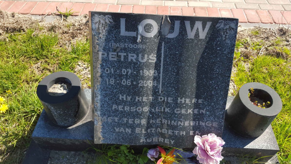 LOUW Petrus 1933-2004