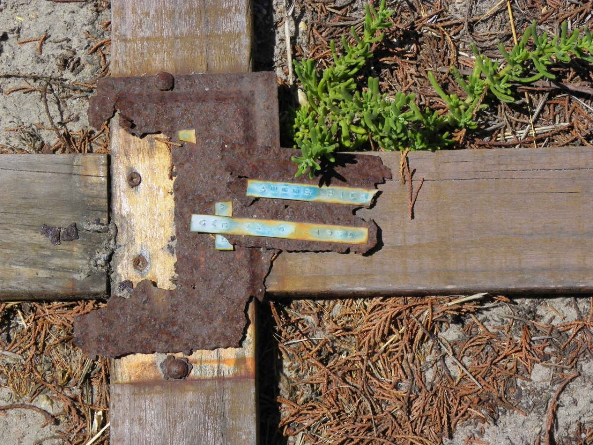 PICK Augus 1984-