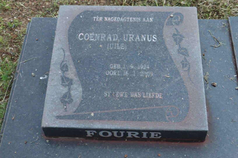 FOURIE Coenraad Uranus 1924-2009