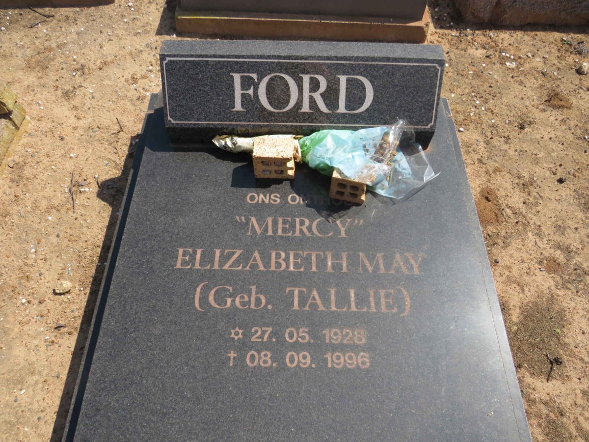 FORD Elizabeth May nee TALLIE 1928-1996