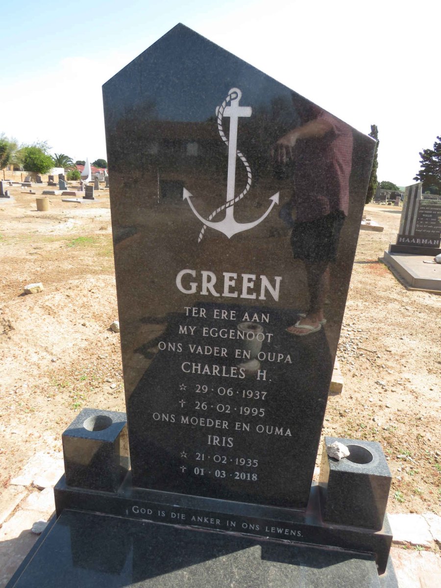 GREEN Charles H. 1937-1995 &amp; Iris 1935-2018