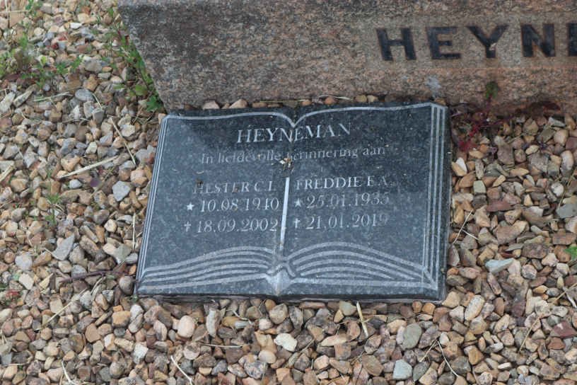 HEYNEMAN Freddie E.A. 1935-2019 &amp; Hester C.I. 1940-2002