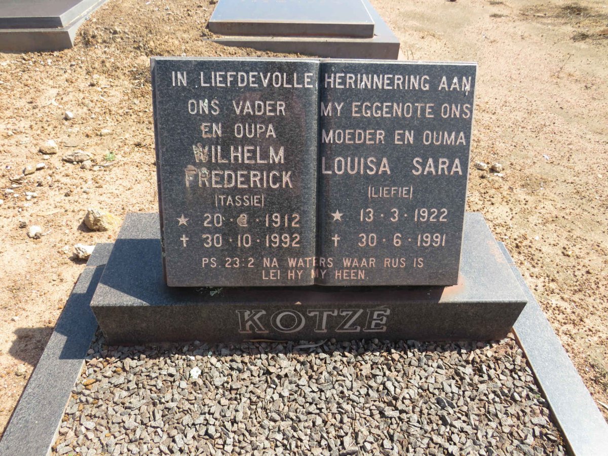 KOTZE Wilhelm Frederick 1912-1992 &amp; Louisa Sara 1922-1991