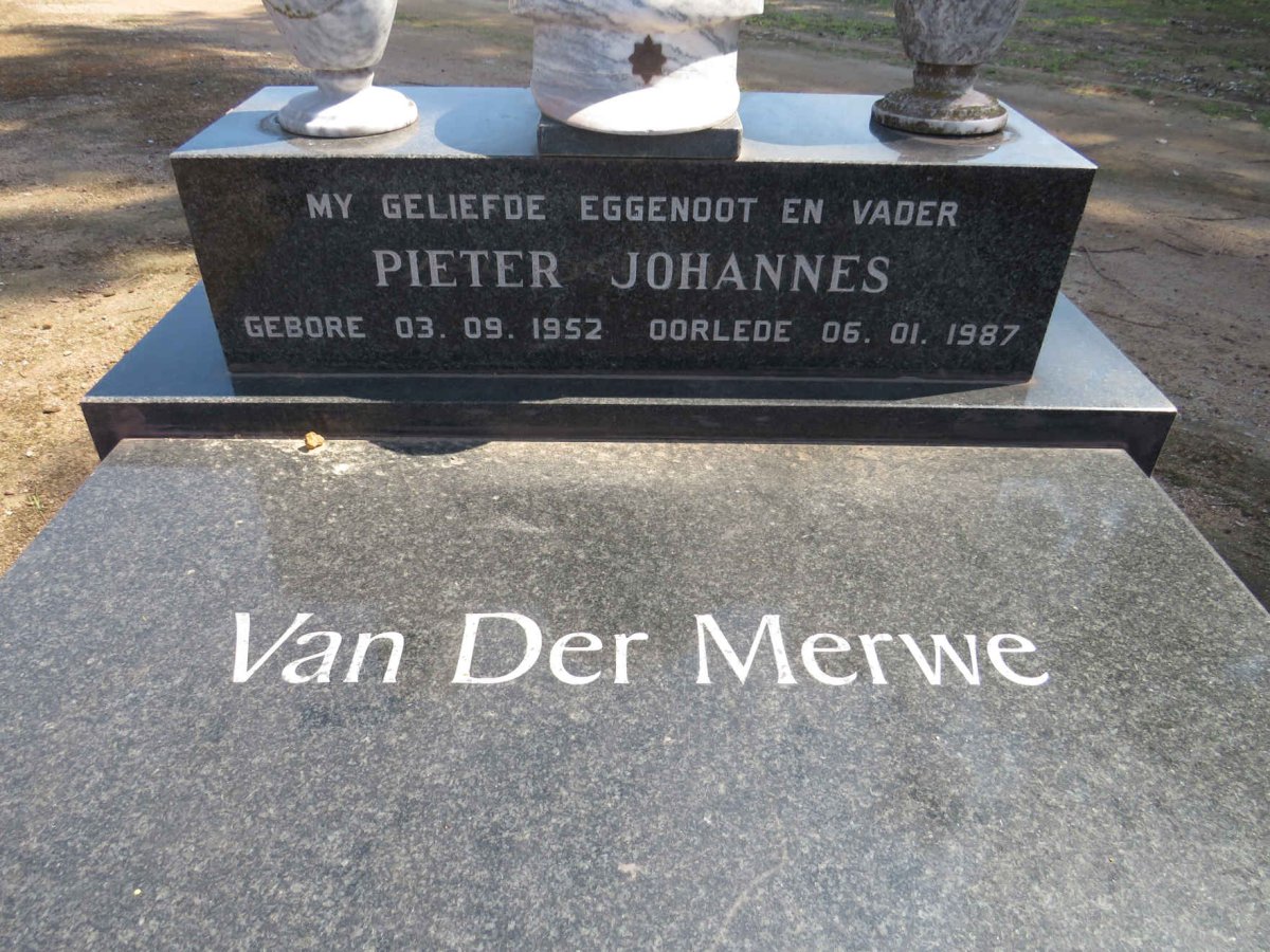 MERWE Pieter Johannes, van der 1952-1987