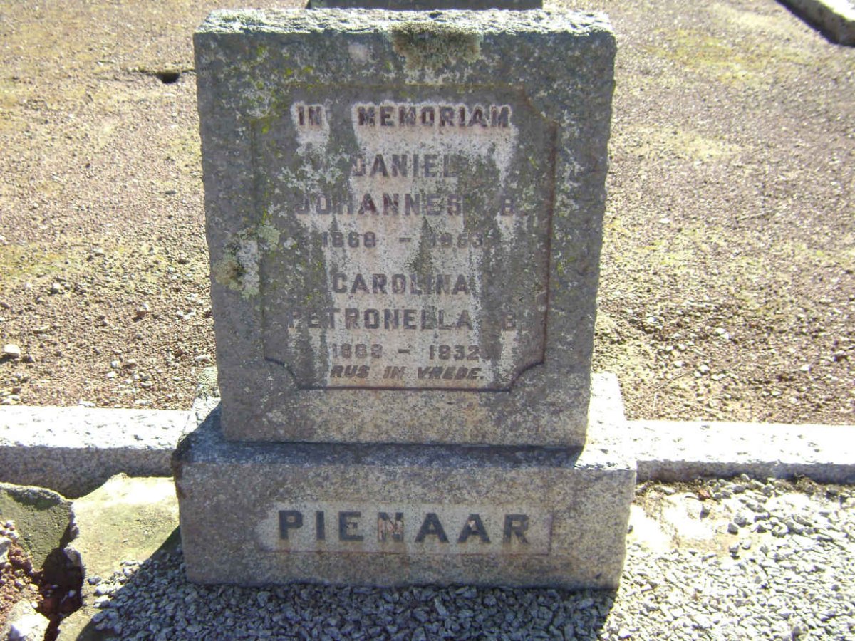 PIENAAR Daniel Johannes 1868-1963 &amp; Carolina Petronella 1869-1932