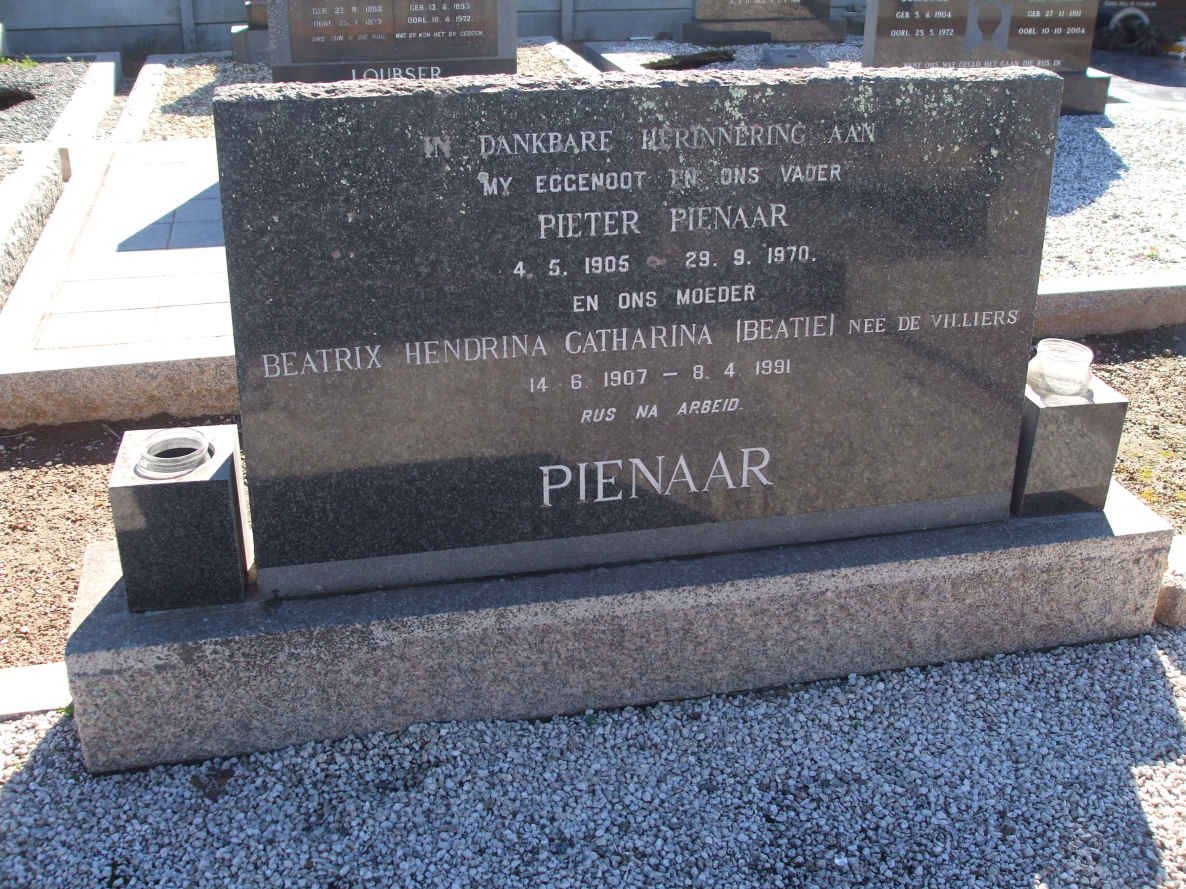 PIENAAR Pieter 1905-1970 &amp; Beatrix Hendrina Catharina DE VILLIERS 1907-1991