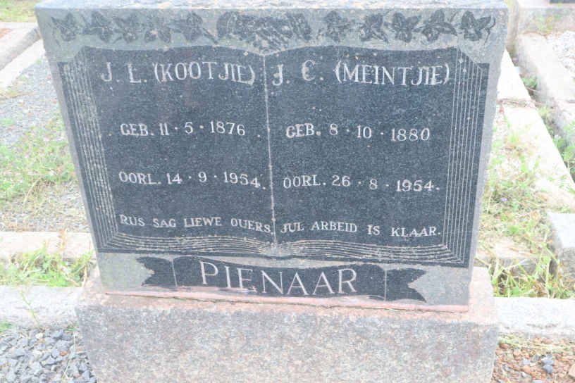 PIENAAR J.L. 1876-1954 &amp; J.C. 1880-1954