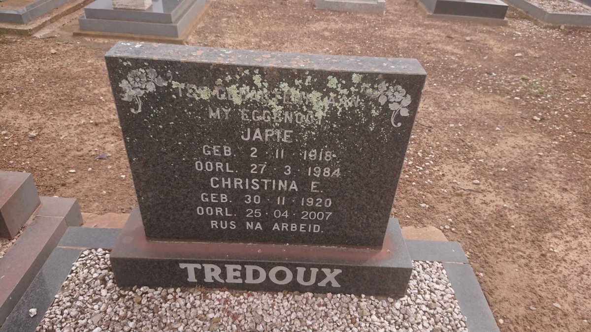 TREDOUX Japie 1918-1984 &amp; Christina E. 1920-2007