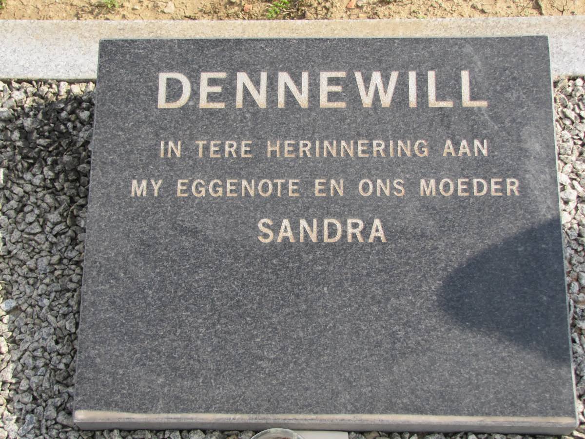 DENNEWILL Sandra
