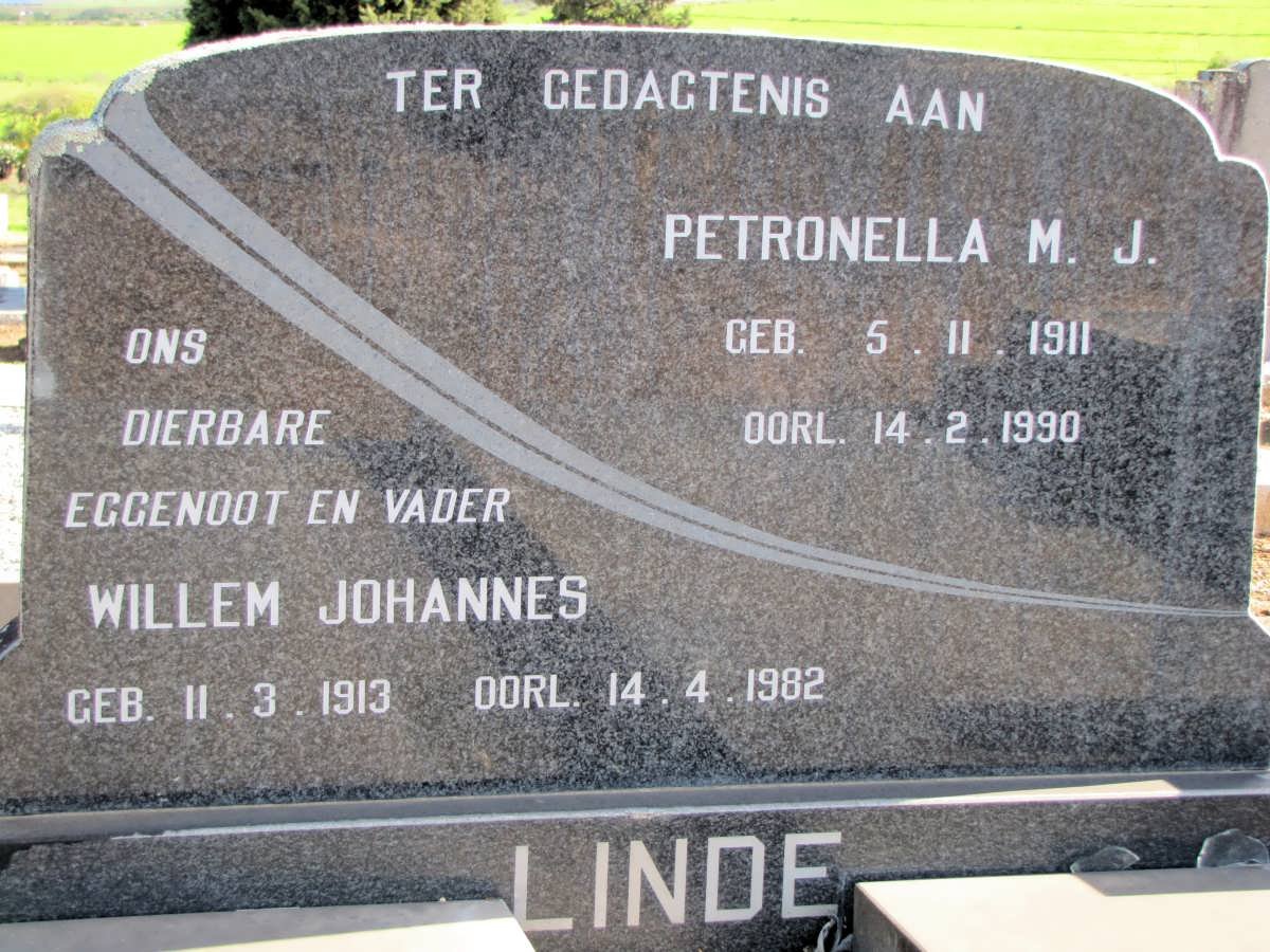 LINDE Willem Johannes 1913-1982 &amp; Petronella M.J. 1911-1990
