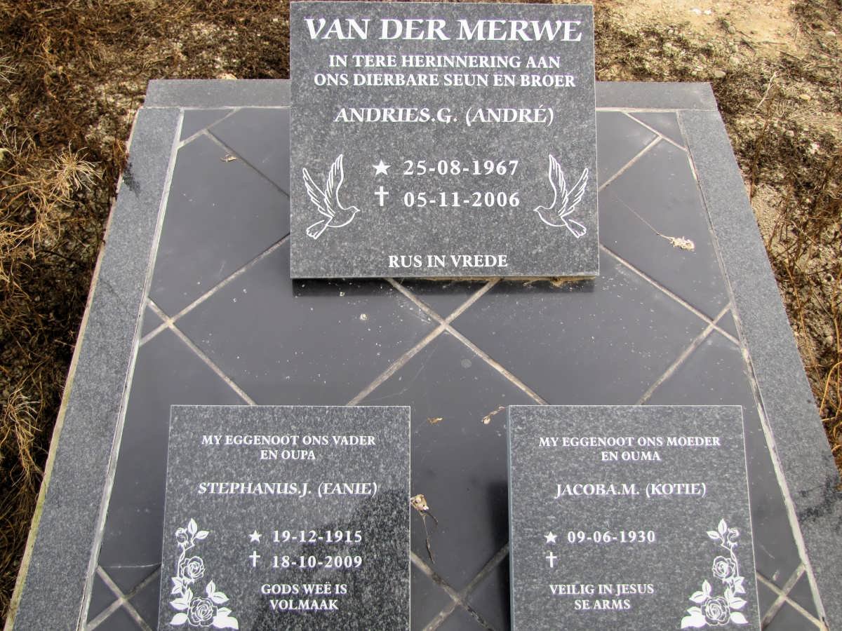MERWE Stephanus J., van der 1915-2009 :: VAN DER MERWE Jacoba M. 1930- :: VAN DER MERWE Andries G. 1967-2006  