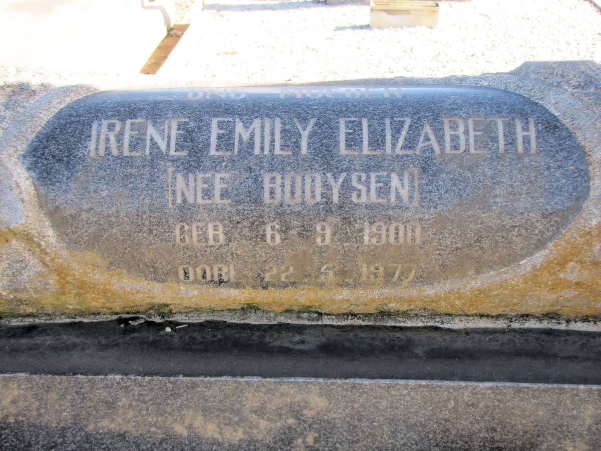 UYS Irene Emily Elizabeth nee BOOYSEN 1900-1977