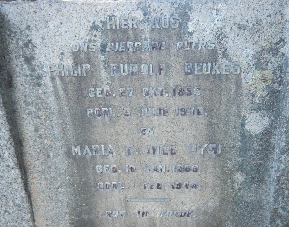 BEUKES Philip Rudolf 1856-1936 &amp; Maria E. UYS 1860-1944