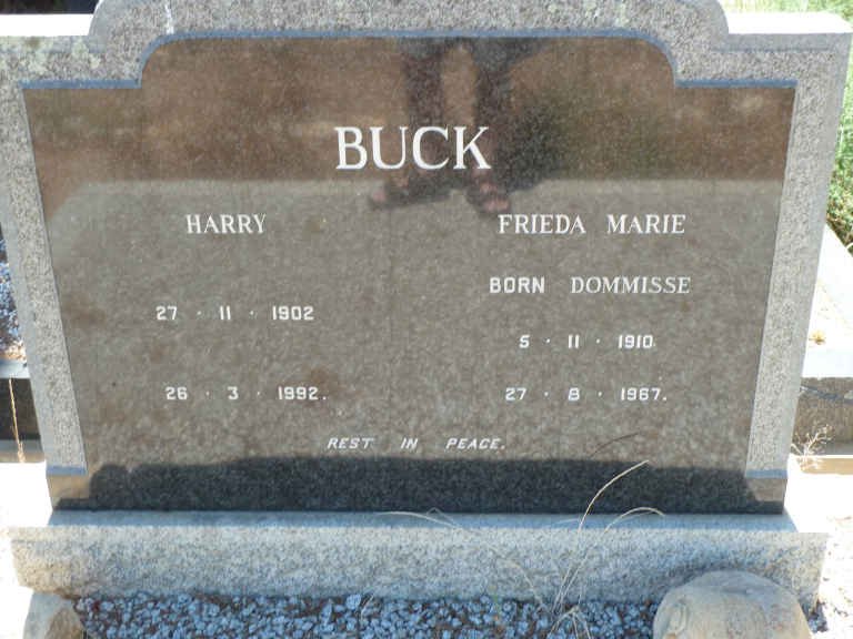BUCK Harry 1902-1992 &amp; Frieda Marie DOMMISSE 1910-1967