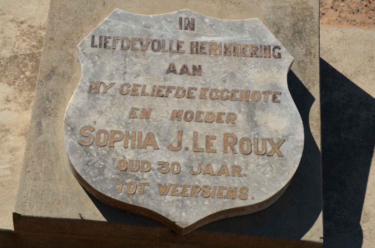 ROUX Sophia J., le