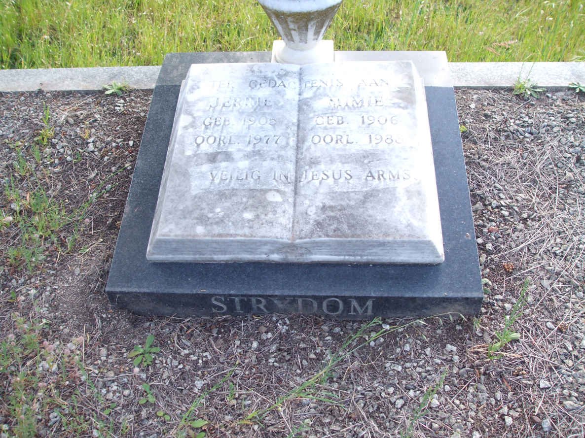 STRYDOM Jerrie 1905-1977 &amp; Mimie 1906-1988