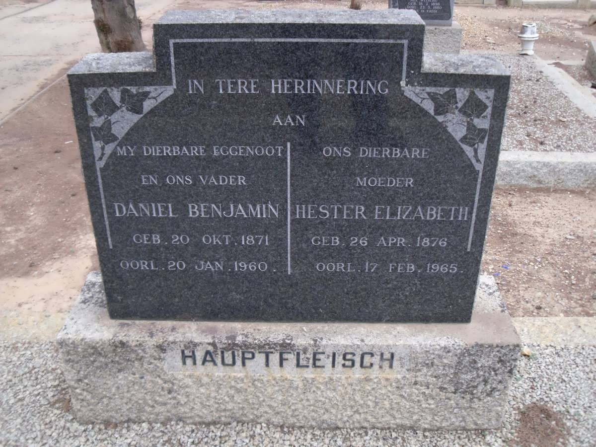 HAUPTFLEISCH Daniel Benjamin 1871-1960 &amp; Hester Elizabeth 1876-1965