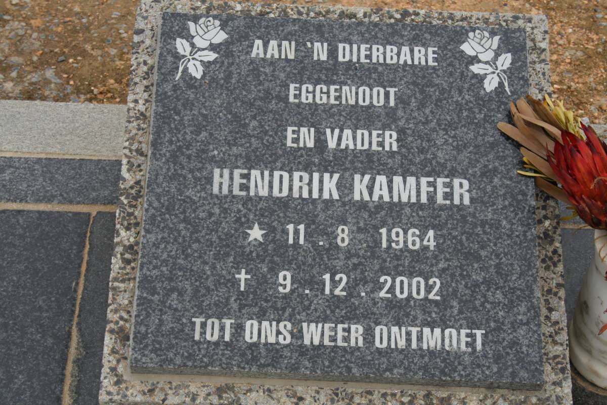 KAMFER Hendrik 1964-2002