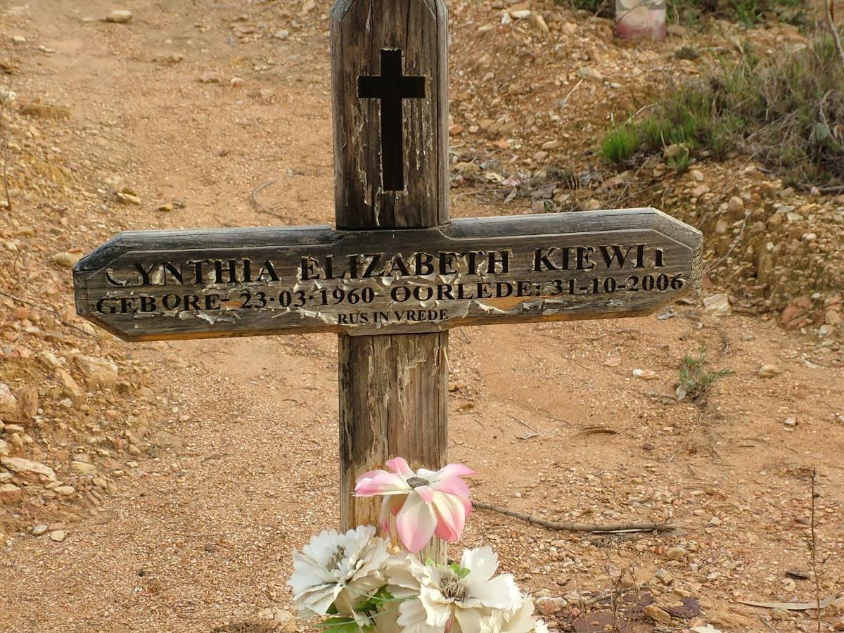 KIEWIT Cynthia Elizabeth 1960-2006