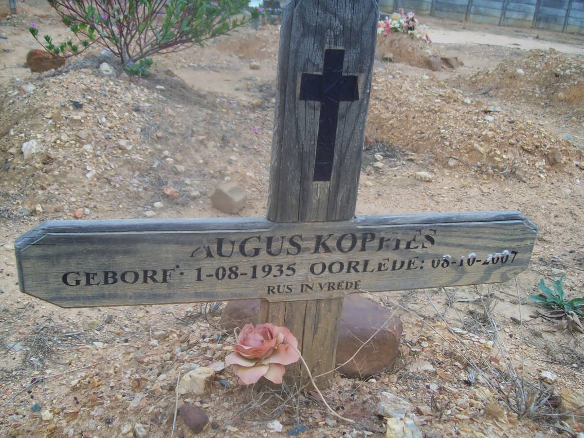 KOPPIES Augus 1935-2007