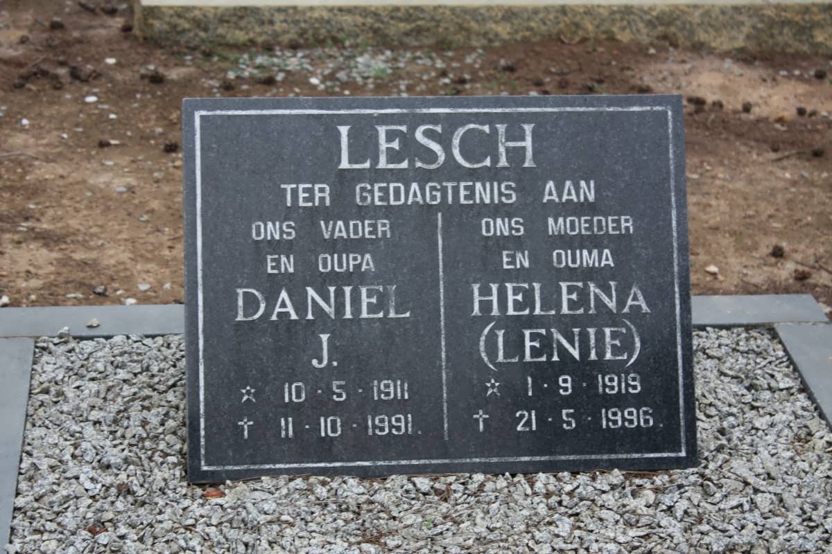LESCH Daniel J. 1911-1991 &amp; Helena 1919-1996